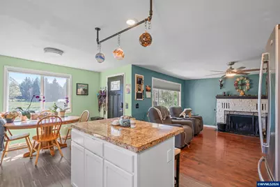 412 NW Rainwater Ln, Albany, OR 97321 - Photo 6