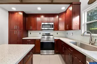 1408 Greenwood Dr NE, Keizer, OR 97303 - Photo 16