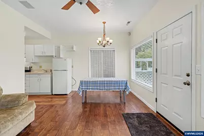 390 Salem Heights Av S, Salem, OR 97302 - Photo 38