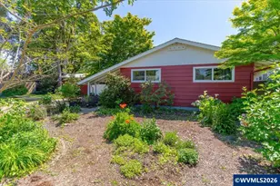 1490 Acacia Ave, Eugene, OR 97408 - Photo 6