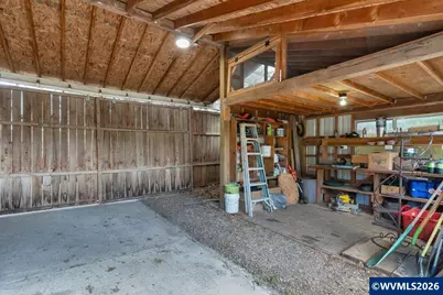 1490 Acacia Av, Eugene, OR 97408 - Photo 34