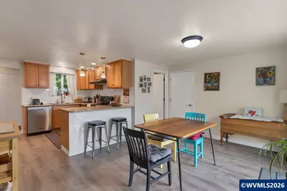 1490 Acacia Av, Eugene, OR 97408 - Photo 16
