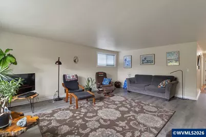 1490 Acacia Av, Eugene, OR 97408 - Photo 20