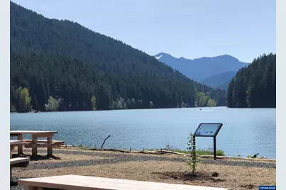 105 1st St W, Detroit, OR 97342 - Photo 8