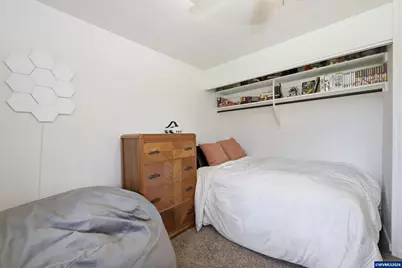 239 NE Azalea Dr, Corvallis, OR 97330 - Photo 22