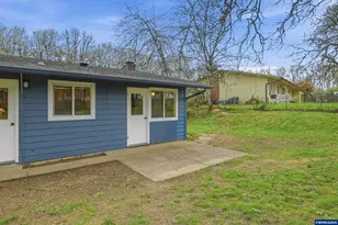 239 NE Azalea Dr, Corvallis, OR 97330 - Photo 24