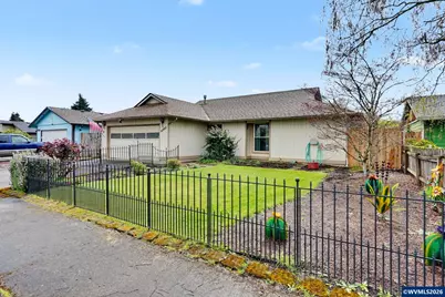 4540 Lark Ct NE, Salem, OR 97301 - Photo 2