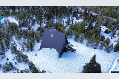 27605 Big Lake Rd, Sisters, OR 97759 - Photo 28