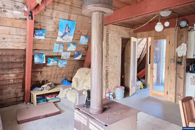 27605 Big Lake Rd, Sisters, OR 97759 - Photo 6