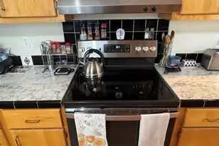 613 Royalty Cir NE, Salem, OR 97301 - Photo 6