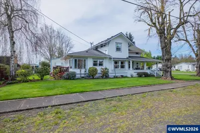 504 Washburn St, Brownsville, OR 97327 - Photo 1