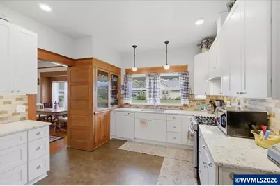 504 Washburn St, Brownsville, OR 97327 - Photo 22