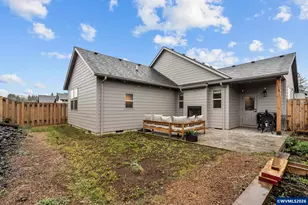 454 SW Rose Ave, Dallas, OR 97338 - Photo 36