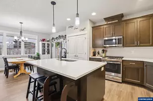 2825 NW Mount Ashland Ln, McMinnville, OR 97128 - Photo 10