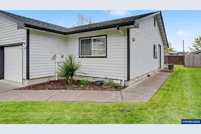 1916,1920 SE 16th Av, Albany, OR 97321 - Photo 2