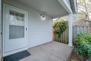 3191 SE Sternwheeler Dr, Corvallis, OR 97333 - Photo 4