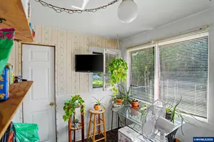 700 S Water St, Silverton, OR 97381 - Photo 14