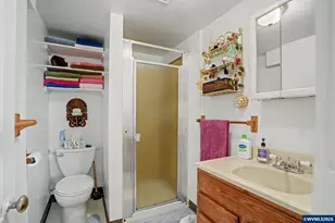 700 S Water St, Silverton, OR 97381 - Photo 10