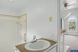 700 S Water St, Silverton, OR 97381 - Photo 18