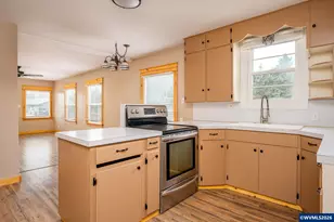 1520 N Maple St, Canby, OR 97013 - Photo 14