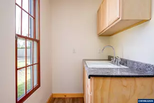 1520 N Maple St, Canby, OR 97013 - Photo 22