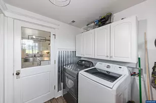 35995 Polly Farm Ln, Lebanon, OR 97355 - Photo 20