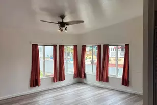 1400 Candlelight Dr, Eugene, OR 97402 - Photo 6