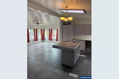 1400 Candlelight #174 Dr, Eugene, OR 97402 - Photo 8