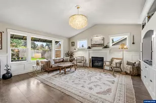 1022 Emmett Lp, Silverton, OR 97381 - Photo 6