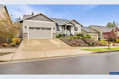1022 Emmett Lp, Silverton, OR 97381 - Photo 2