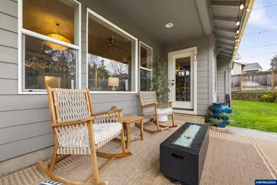 1022 Emmett Lp, Silverton, OR 97381 - Photo 36