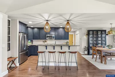 1022 Emmett Lp, Silverton, OR 97381 - Photo 12