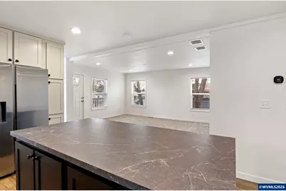 631 E Ellendale Av #206, Dallas, OR 97338 - Photo 10