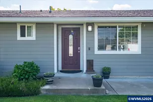 585 45th Pl NE, Salem, OR 97301 - Photo 4