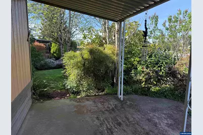 4318 Essex St SE, Salem, OR 97317 - Photo 36