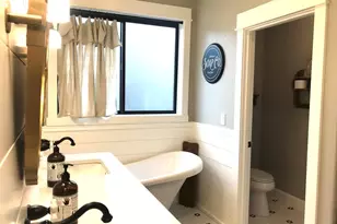 34370 Hawk Hill Rd, Philomath, OR 97370 - Photo 16