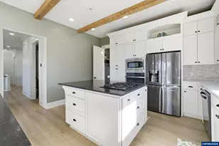 2355 Tuscana Ave S, Salem, OR 97306 - Photo 10