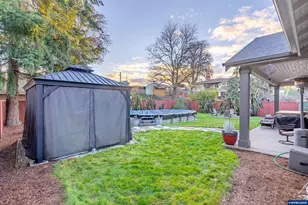 1465 SE Greening Dr, Dallas, OR 97338 - Photo 44