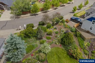 1306 NW Thorn Dr, Albany, OR 97321 - Photo 1