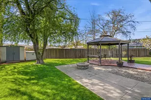 1932 NW Garryanna Pl, Corvallis, OR 97330 - Photo 32