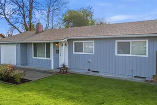 1932 NW Garryanna Pl, Corvallis, OR 97330 - Photo 2