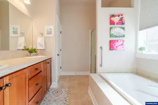 5001 SW Hollyhock Cir, Corvallis, OR 97333 - Photo 26