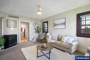 328 NW Kings Bl, Corvallis, OR 97330 - Photo 4