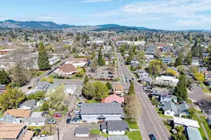 328 NW Kings Bl, Corvallis, OR 97330 - Photo 34