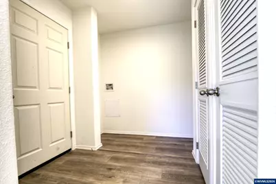 365 Mountain View Rd, Sweet Home, OR 97386 - Photo 16