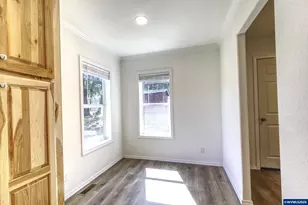 365 Mountain View Rd, Sweet Home, OR 97386 - Photo 14