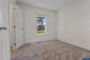 365 Mountain View Rd, Sweet Home, OR 97386 - Photo 30