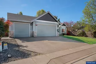 1710 Black Bear Ave SW, Albany, OR 97321 - Photo 4