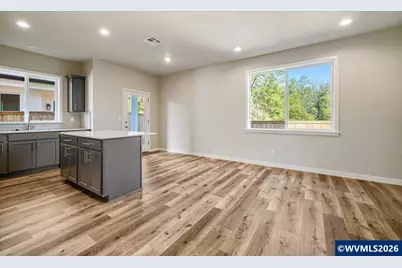 7427 SE Berg Dr, Corvallis, OR 97330 - Photo 8