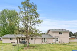 30434 Santiam River Rd, Lebanon, OR 97355 - Photo 12